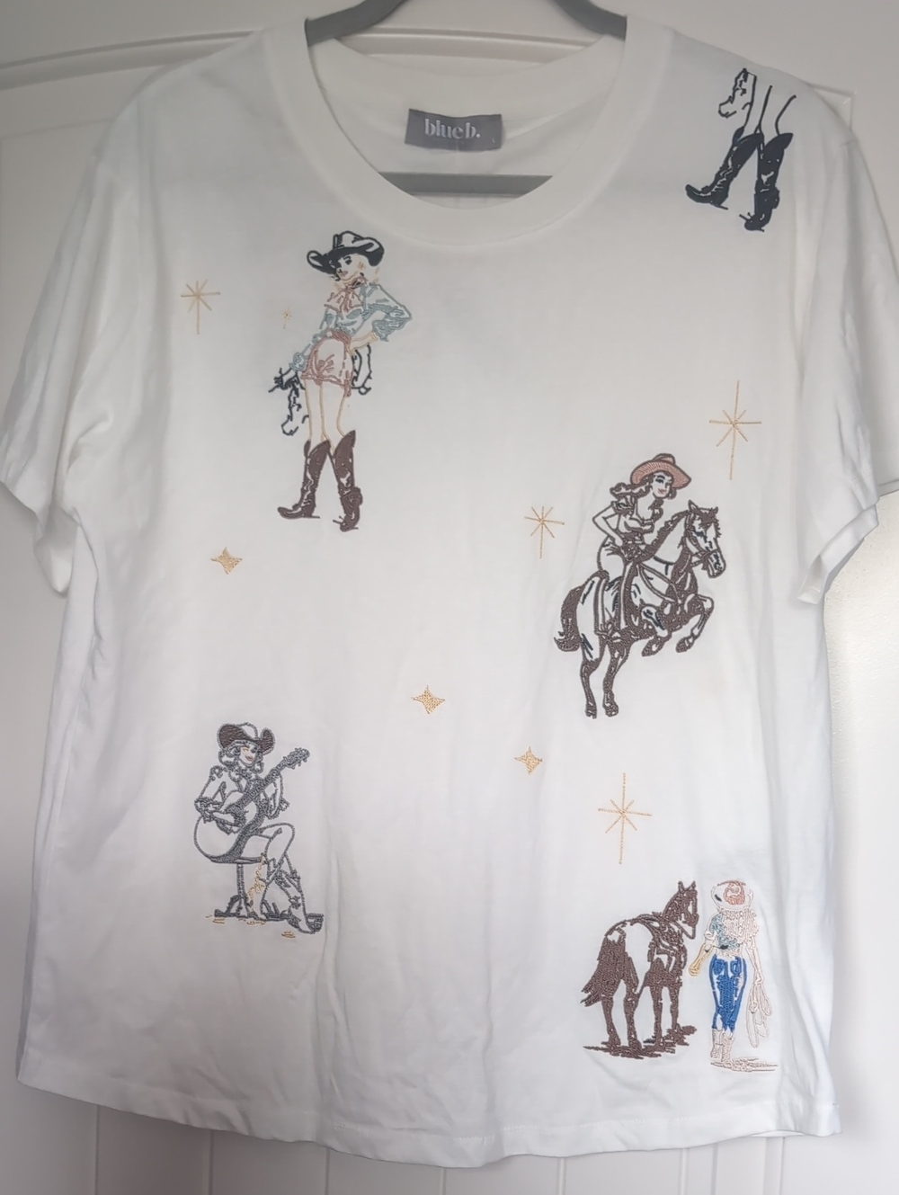 Blue B. Women's White Short-Sleeve Western Graphic Tee